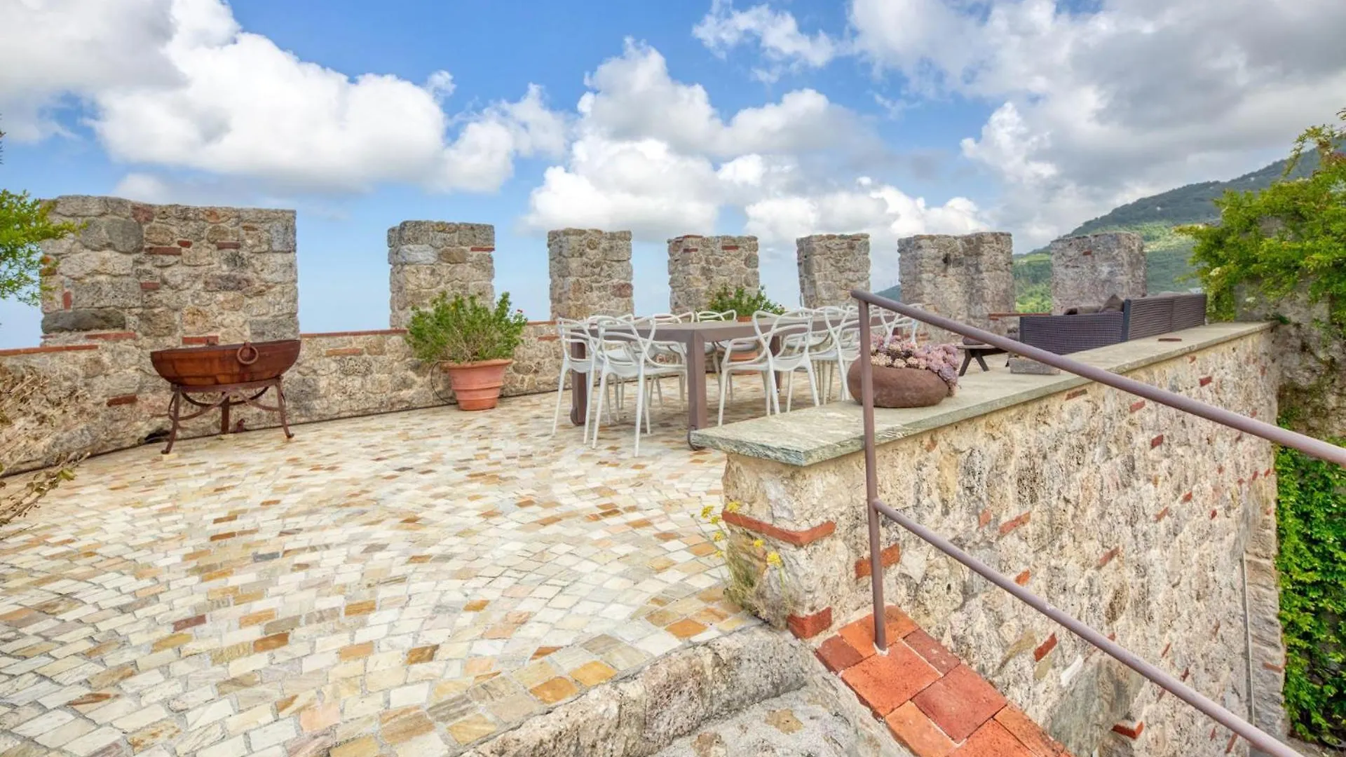 Villa La Rocca Camaiore 0*,  Italy